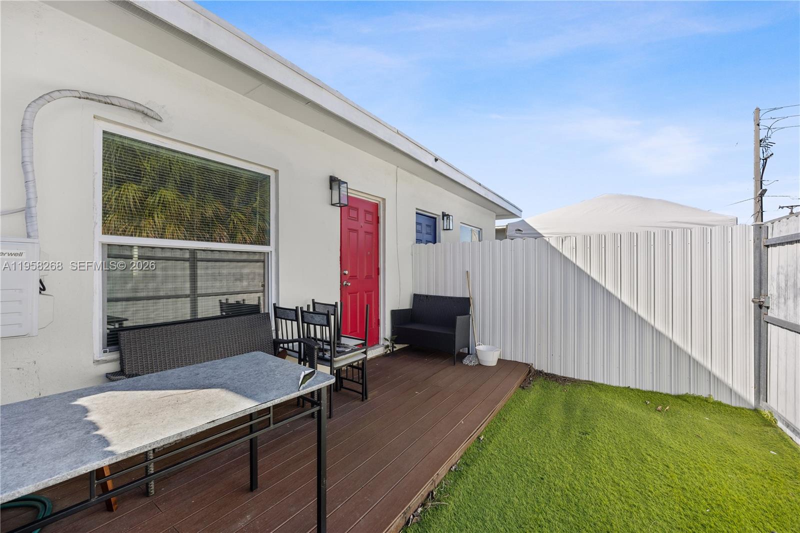 OAKLAND PARK SECOND ADD - Residential Income