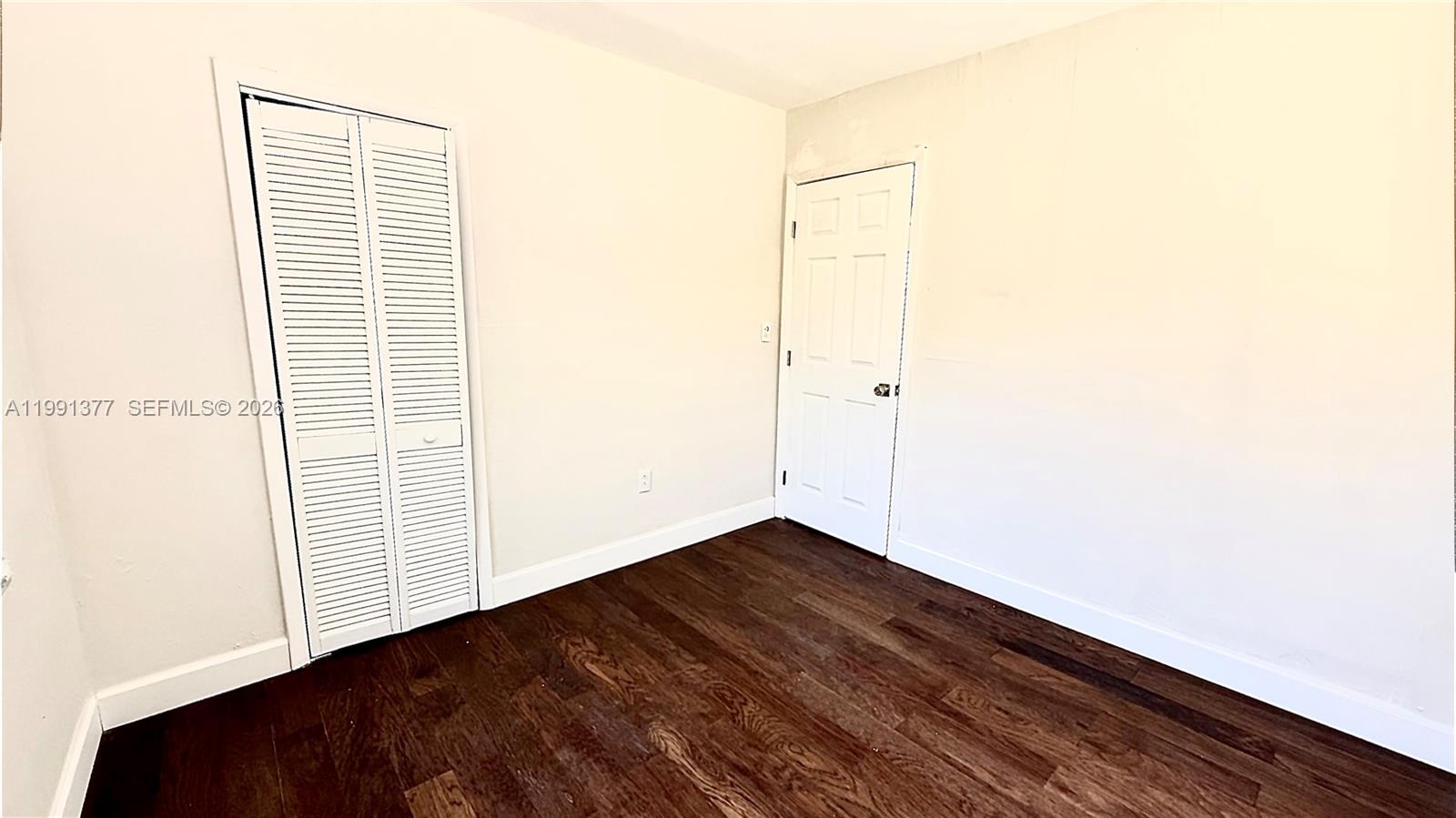 AVOCADO ESTATES - Residential