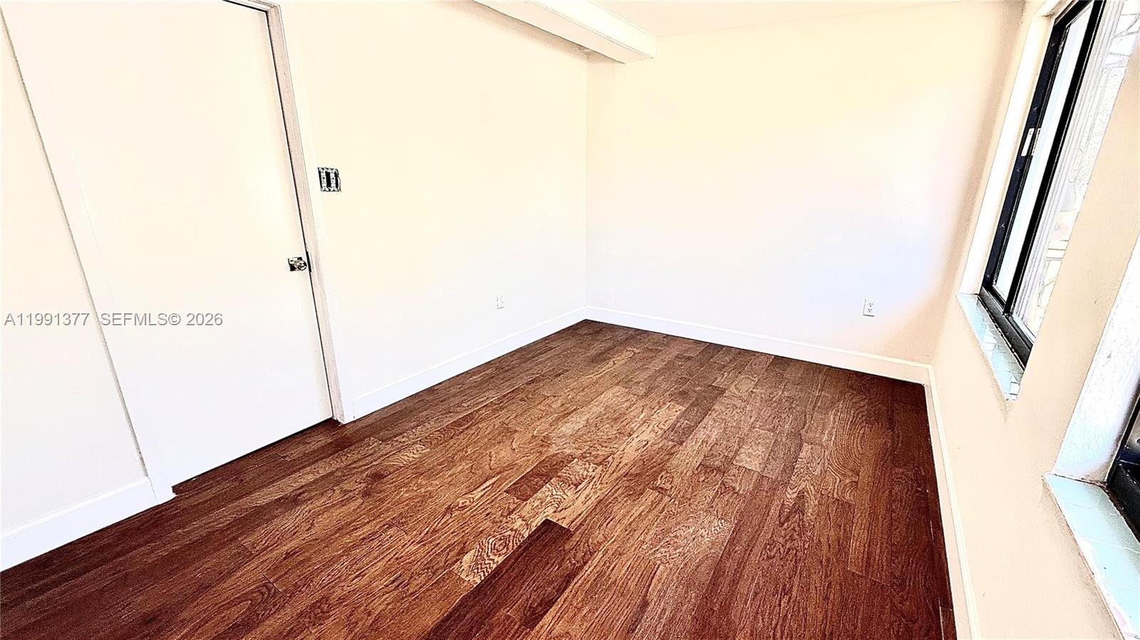 AVOCADO ESTATES - Residential