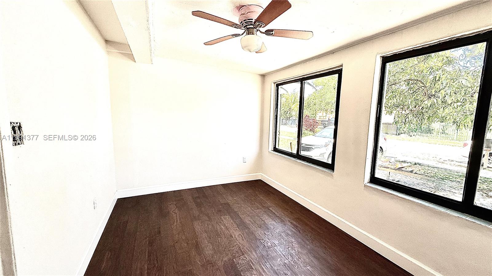 AVOCADO ESTATES - Residential