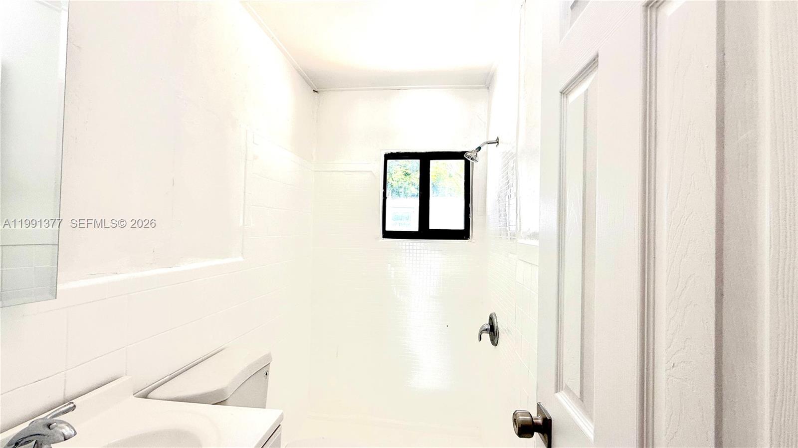 AVOCADO ESTATES - Residential