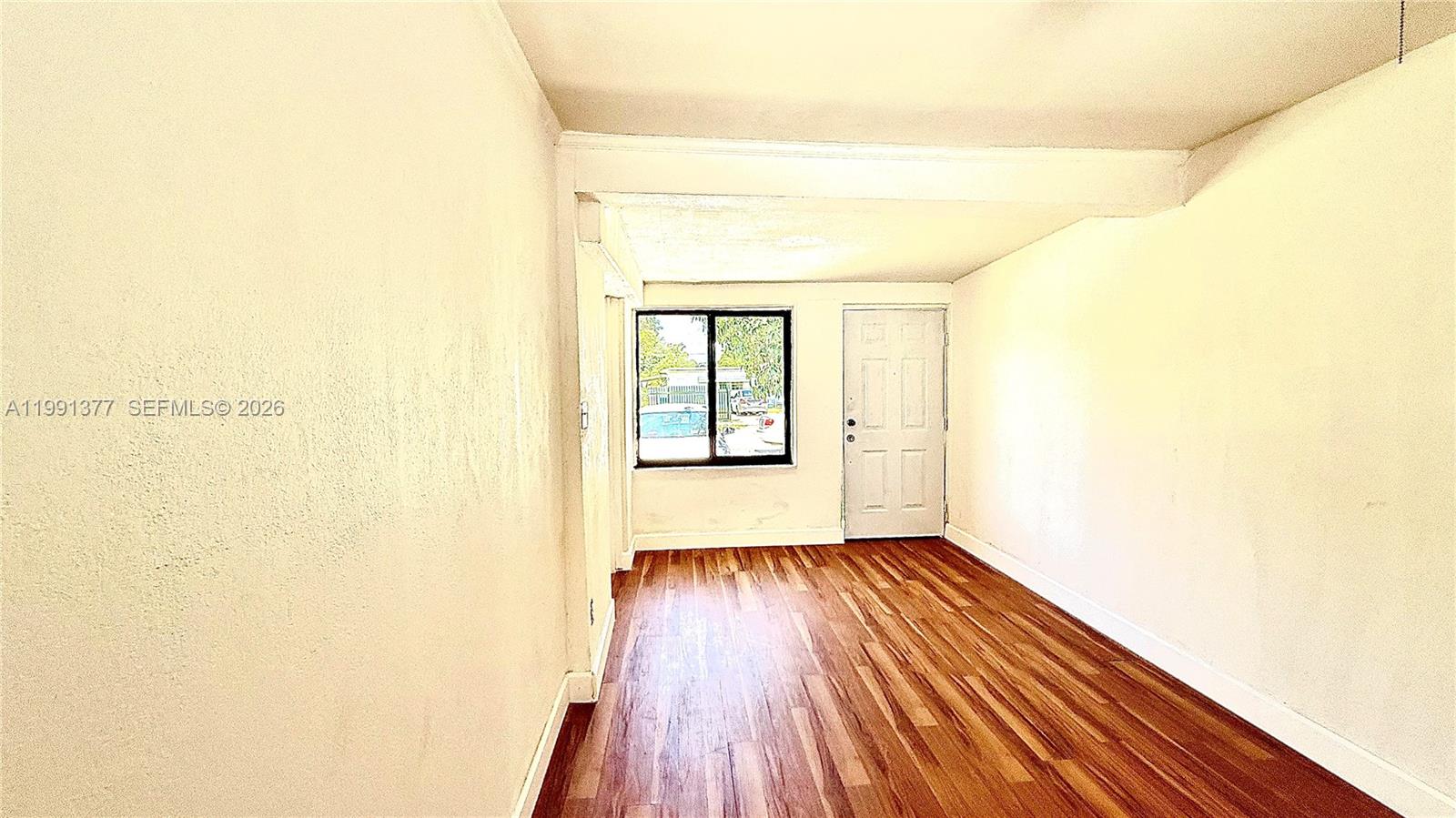 AVOCADO ESTATES - Residential