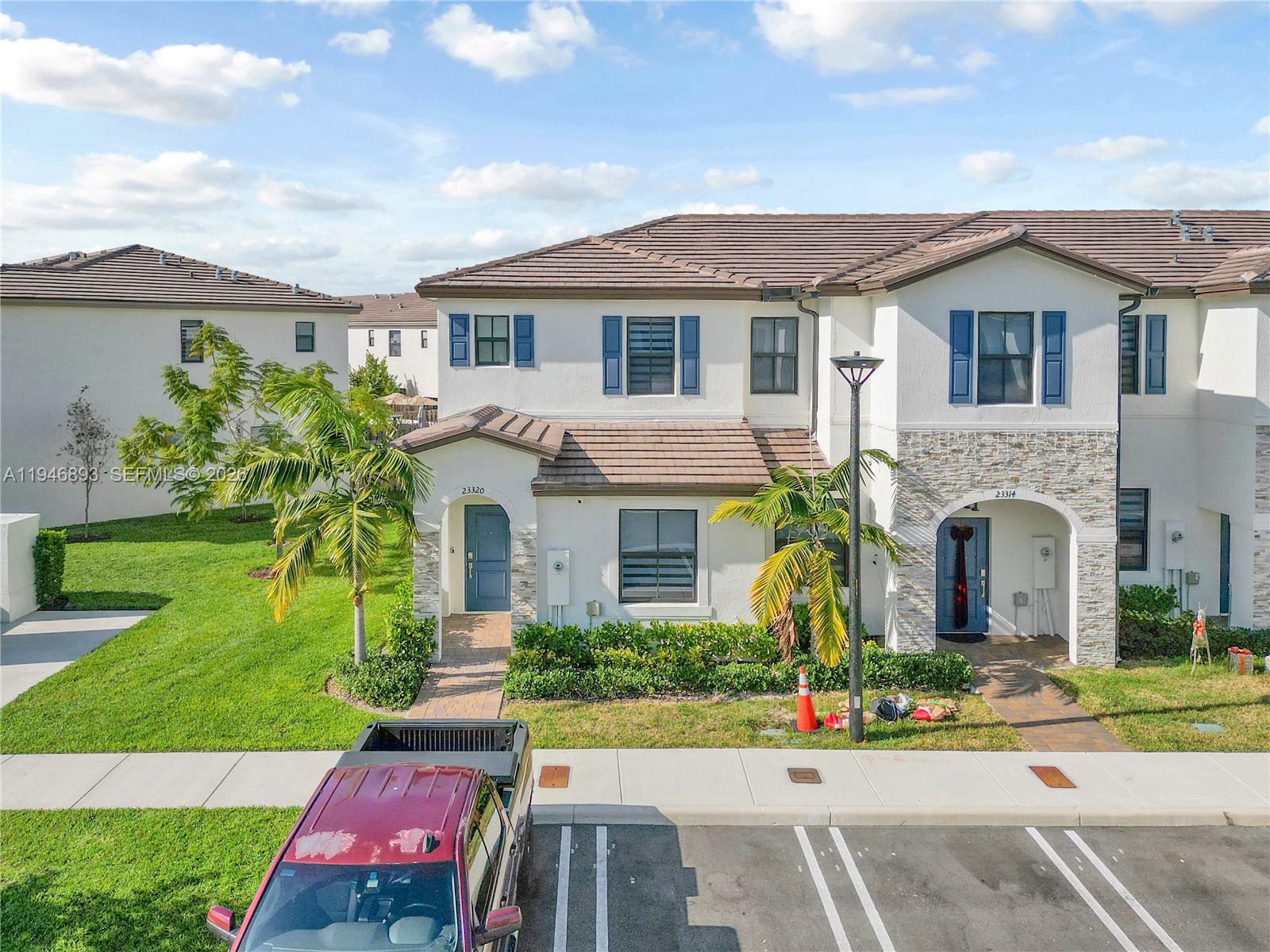 Siena Reserve - Residential