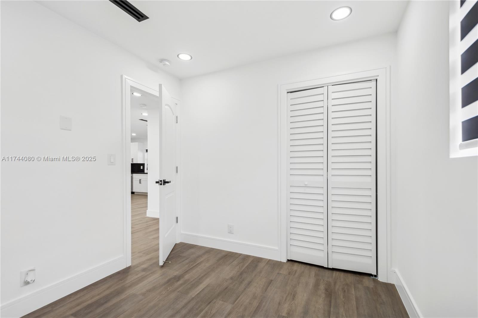 MARGATE SIXTH ADD SEC FIV - Residential