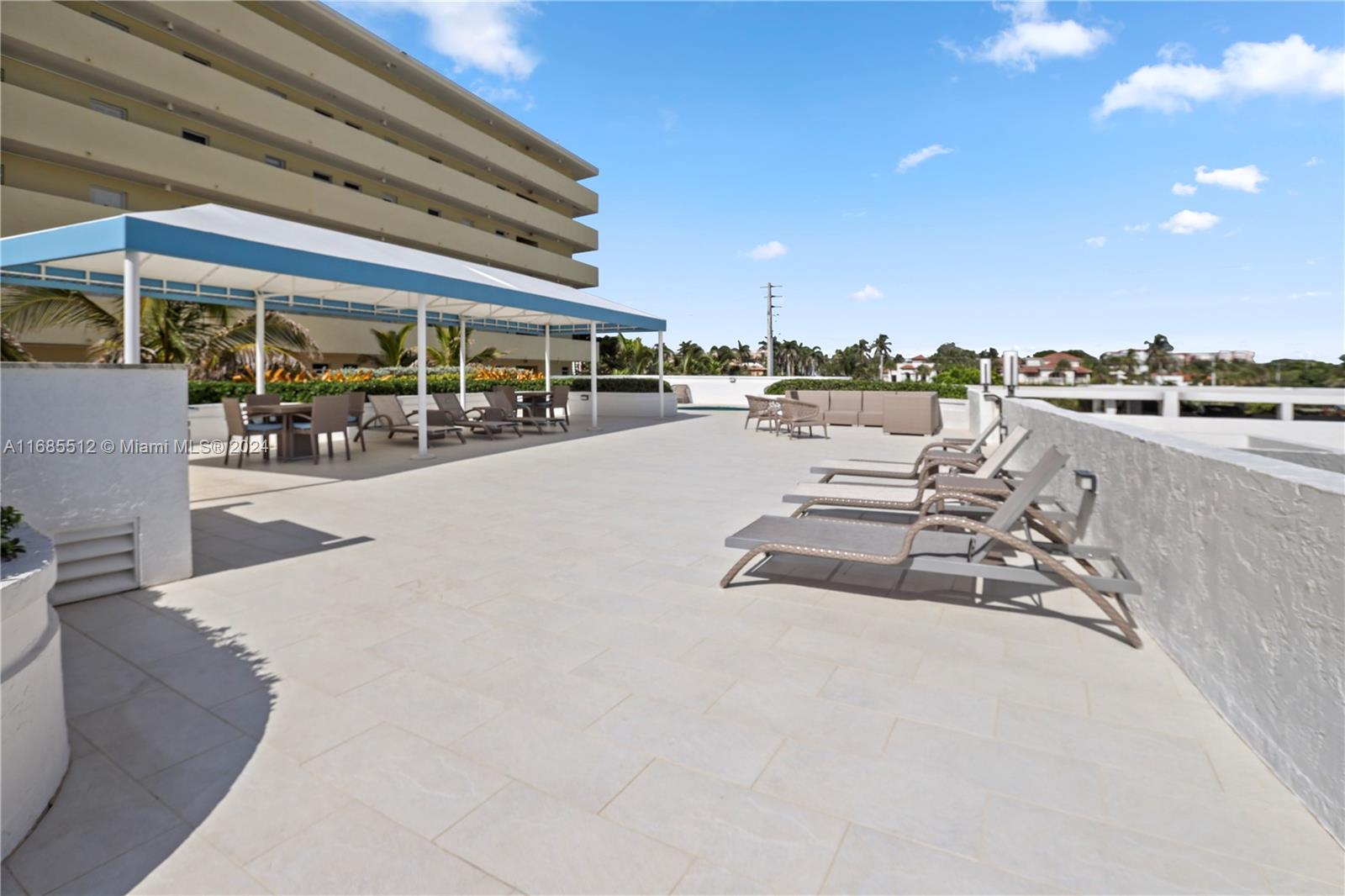 MARBELLA CONDO - Residential
