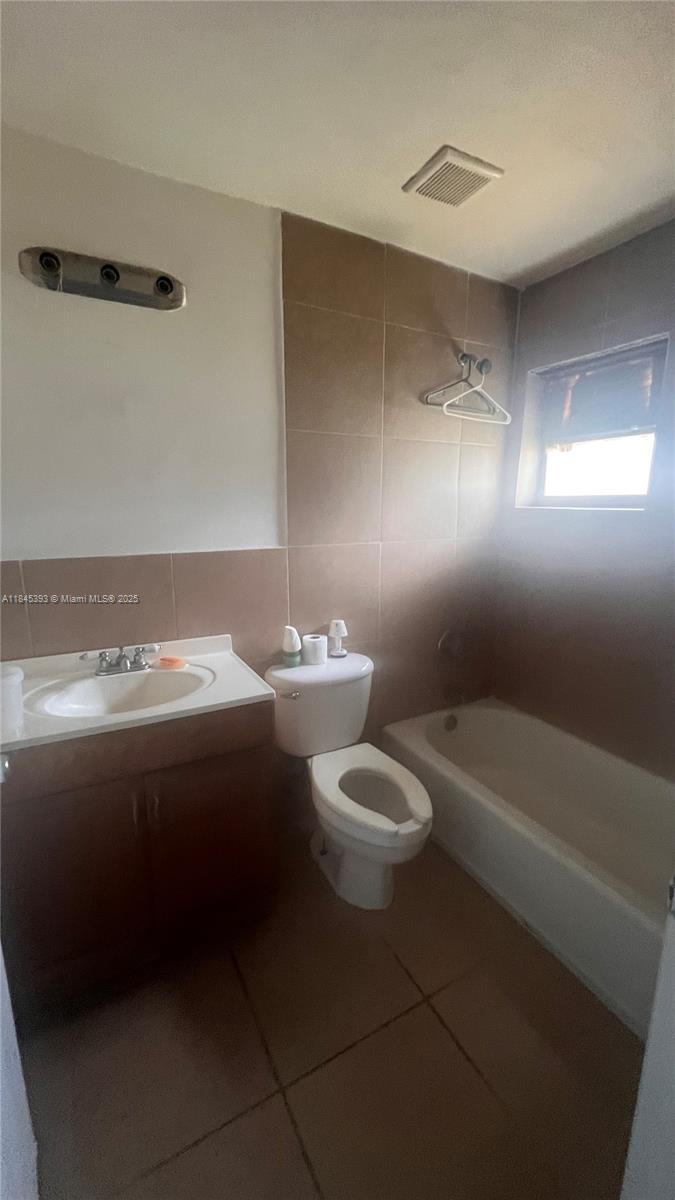 COMMONWEALTH PARK SEC 1 - Residential