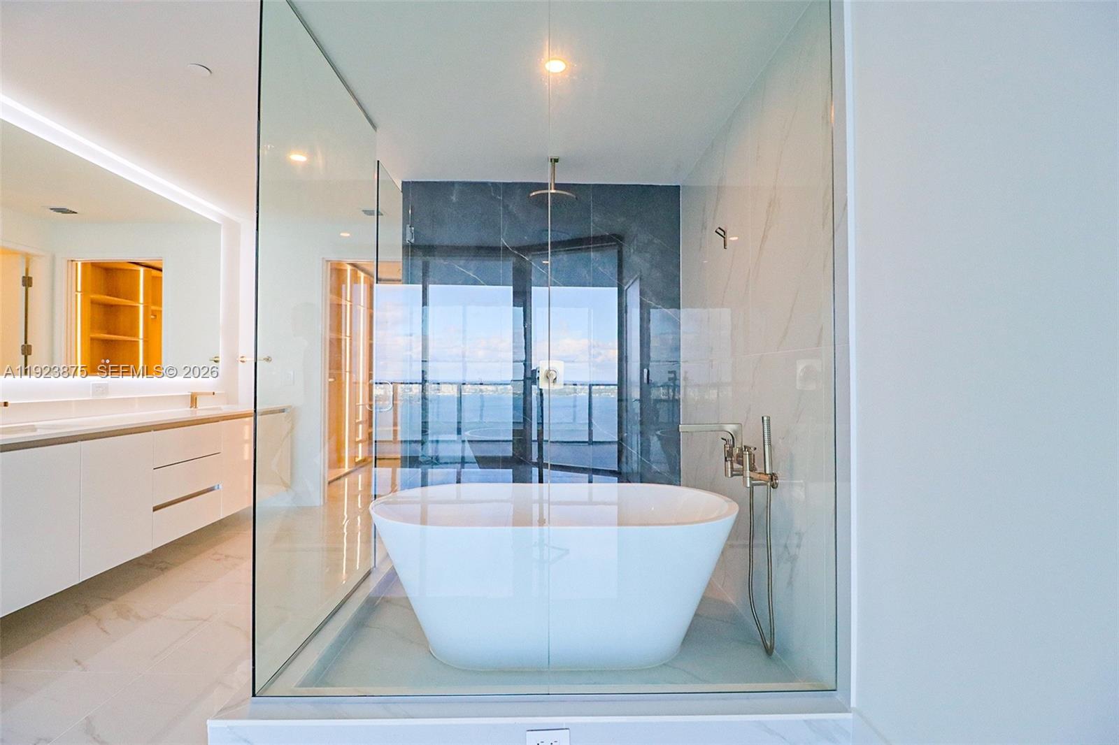 Aria Reserve Miami - Residential