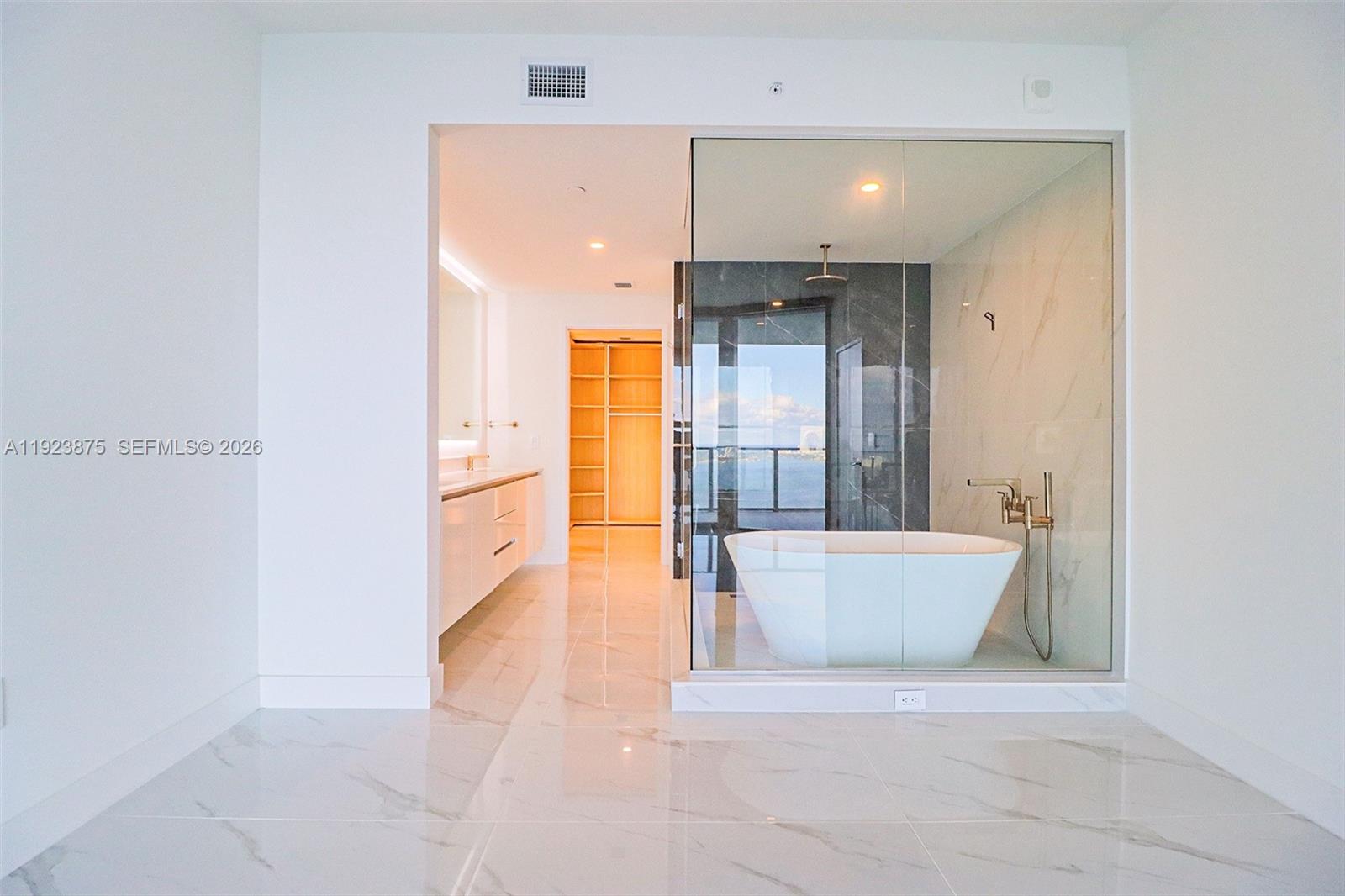 Aria Reserve Miami - Residential