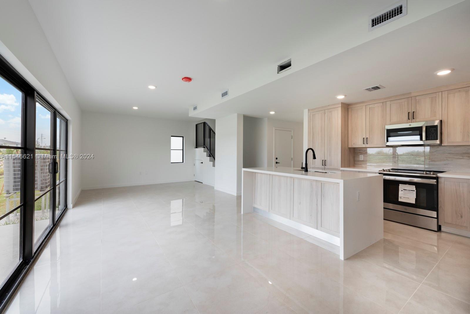 On Alba - Residential