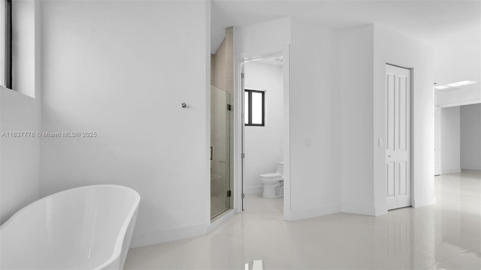 GRIFFING SILVER PALM - Residential