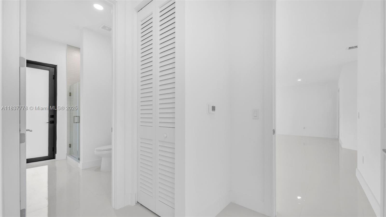 GRIFFING SILVER PALM - Residential