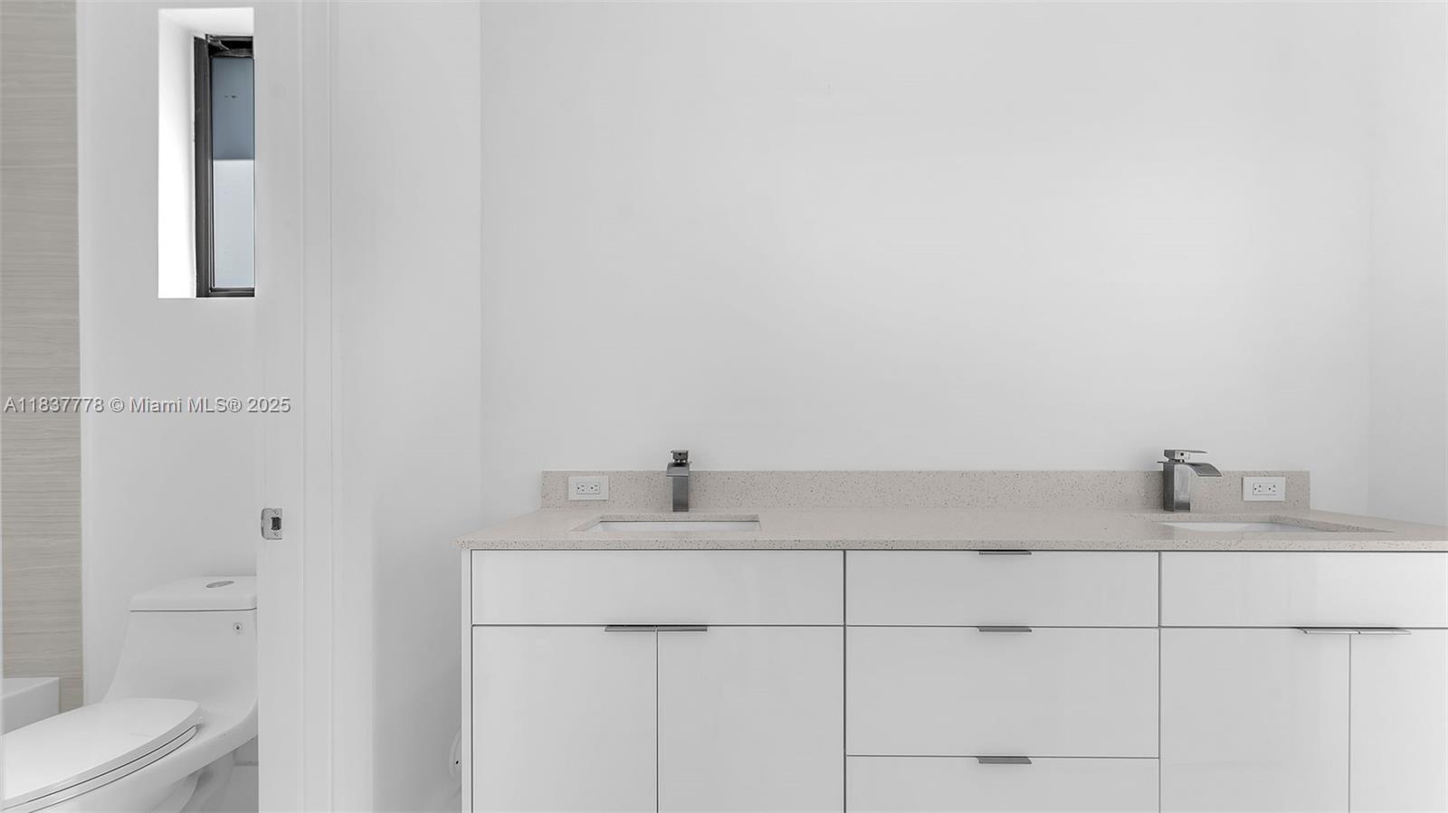 GRIFFING SILVER PALM - Residential