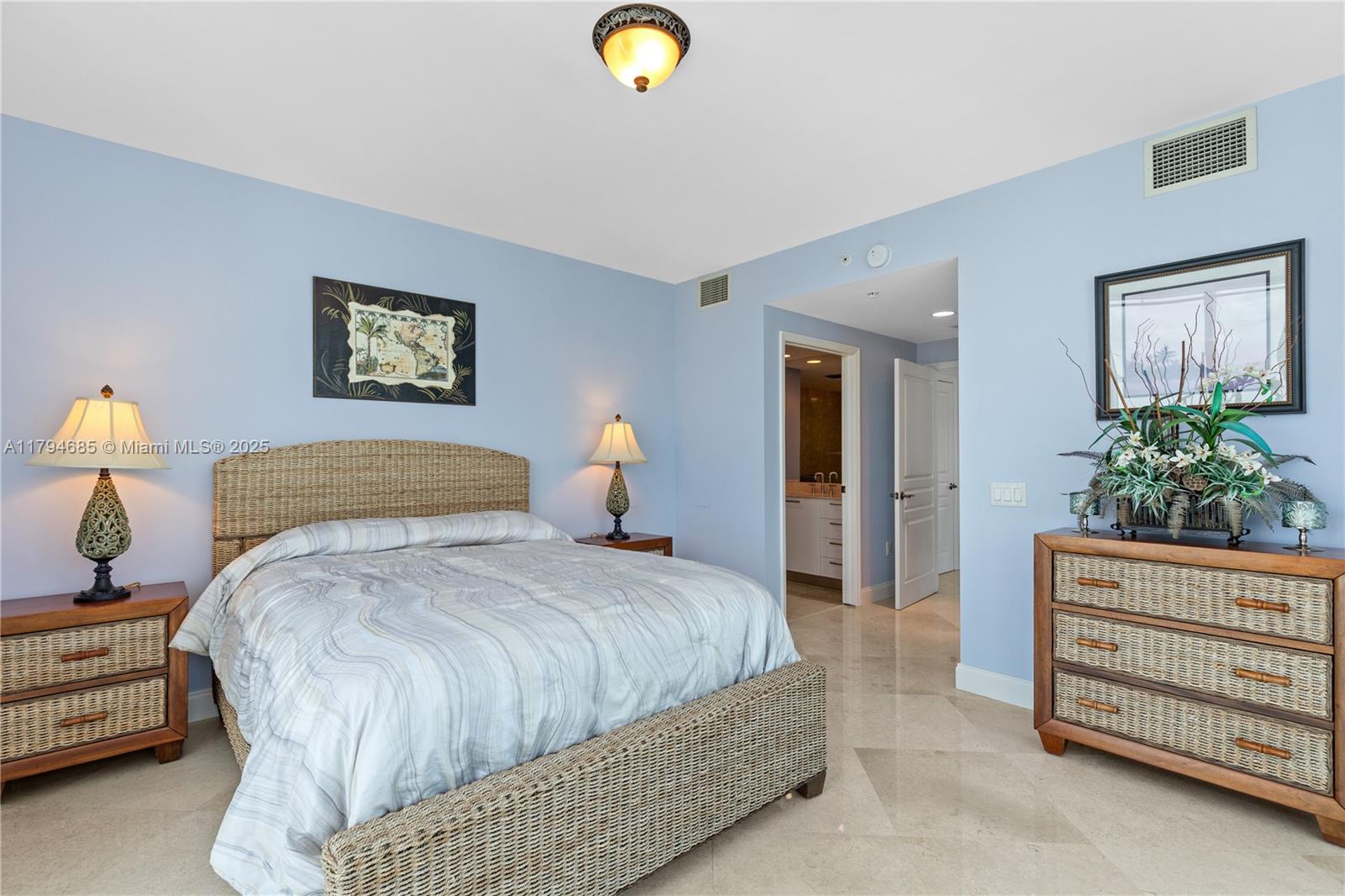 SONATA BEACH CLUB CONDO - Residential Lease