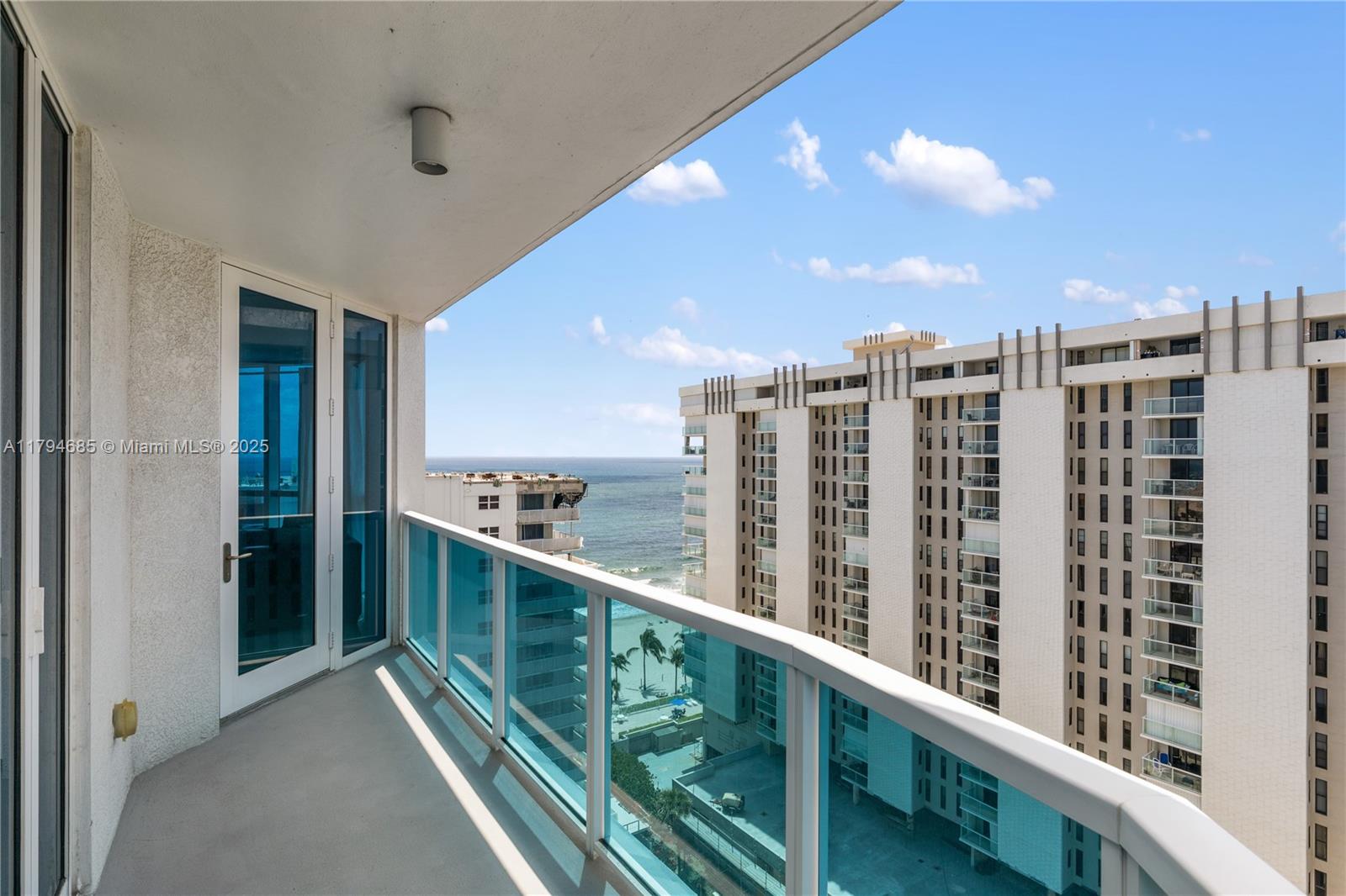 SONATA BEACH CLUB CONDO - Residential Lease