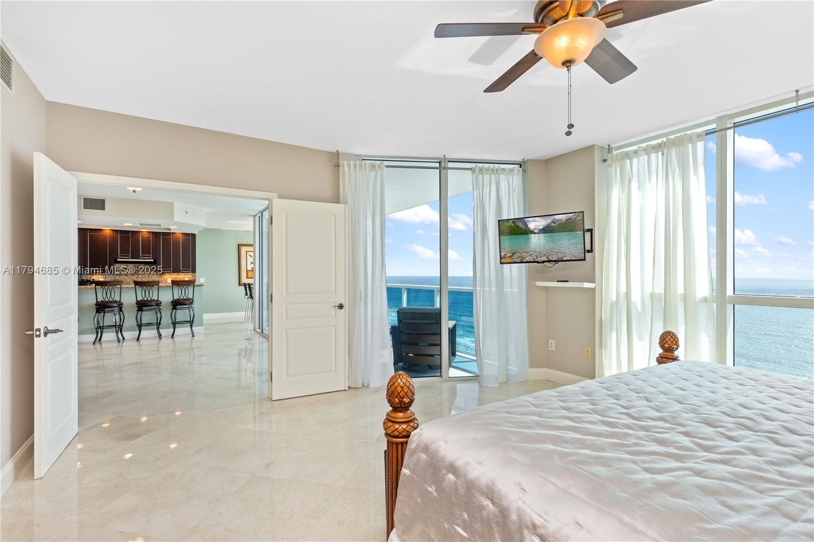 SONATA BEACH CLUB CONDO - Residential Lease