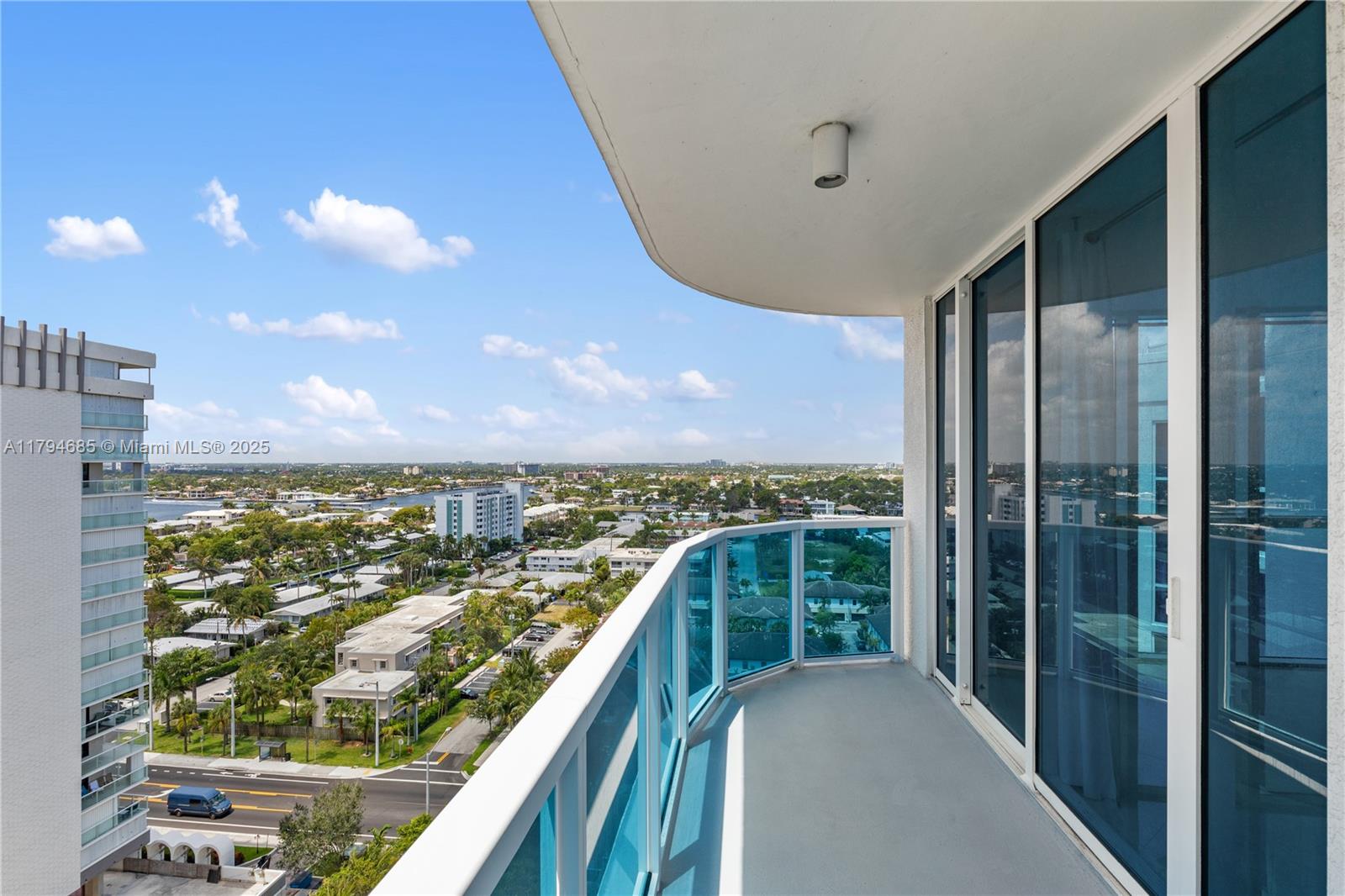 SONATA BEACH CLUB CONDO - Residential Lease