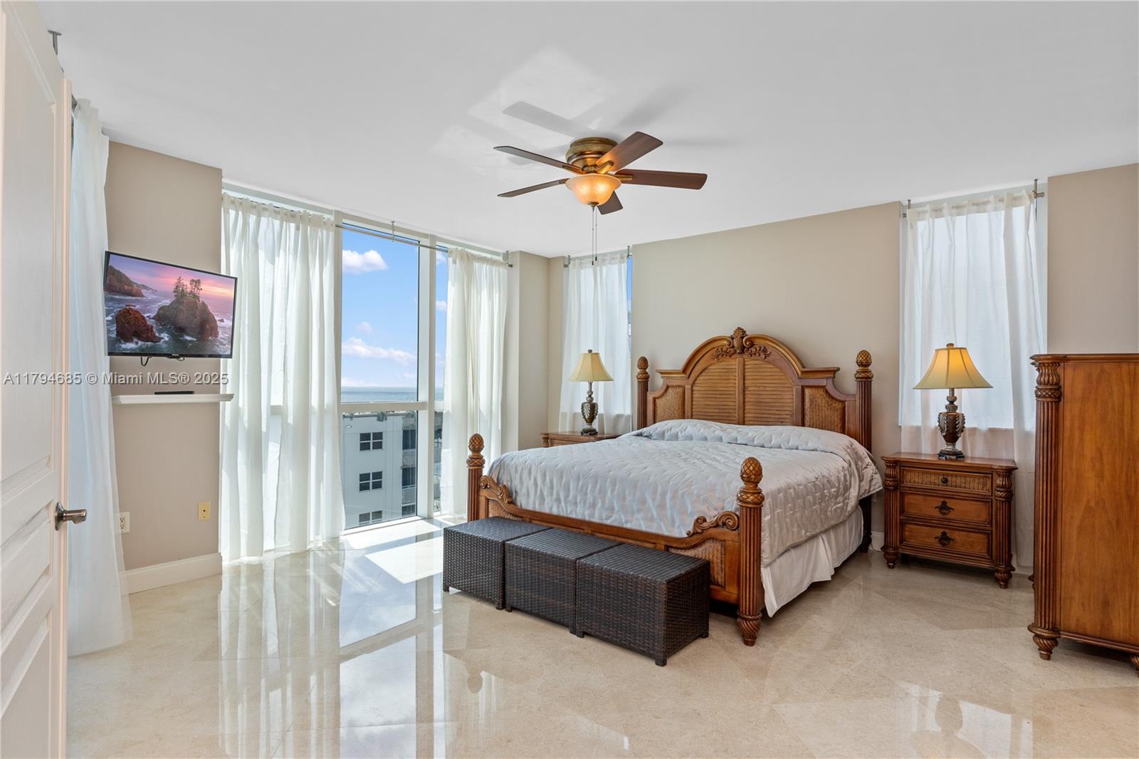 SONATA BEACH CLUB CONDO - Residential Lease