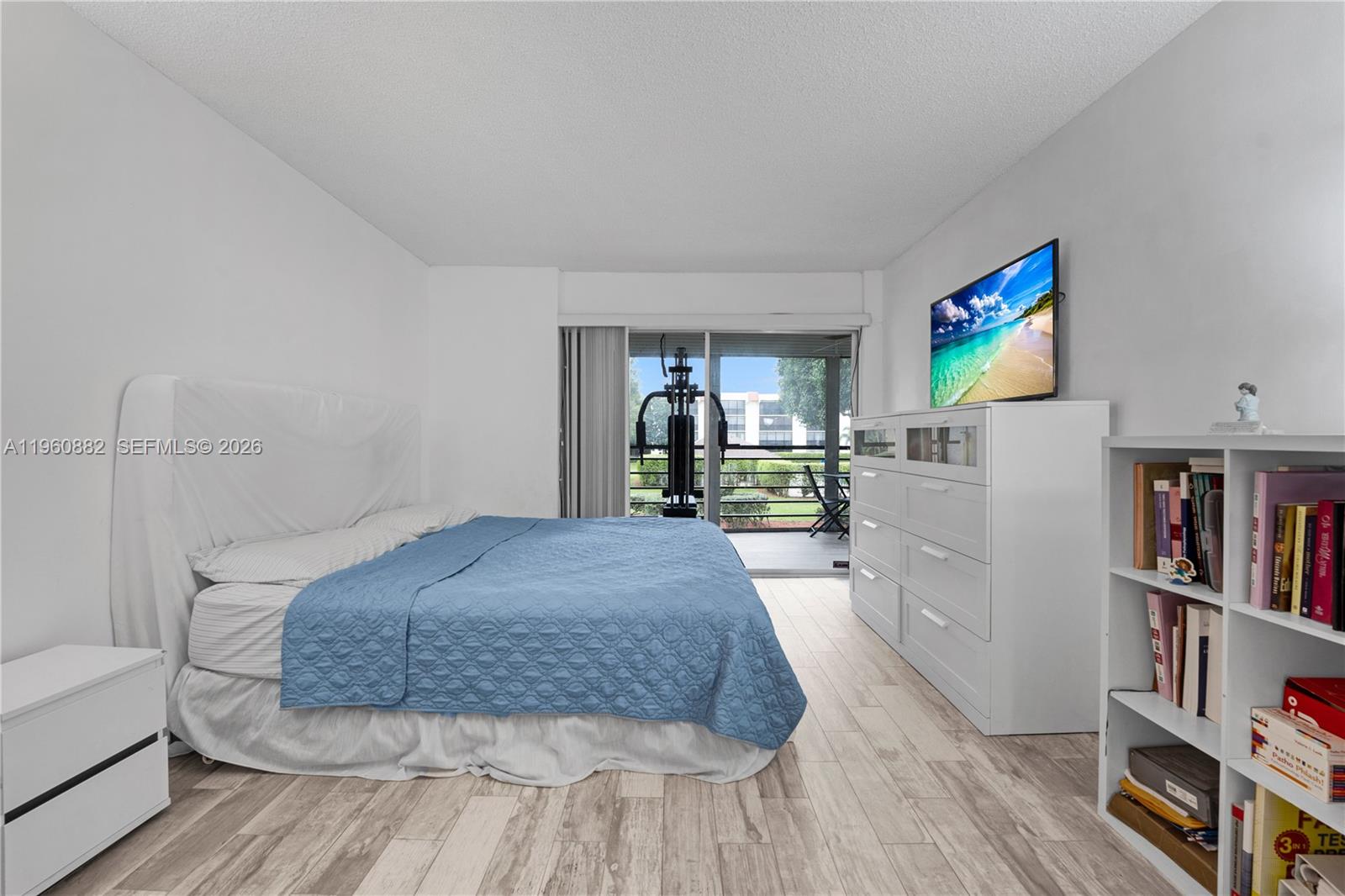 PINES OF BOCA BARWOOD CON - Residential