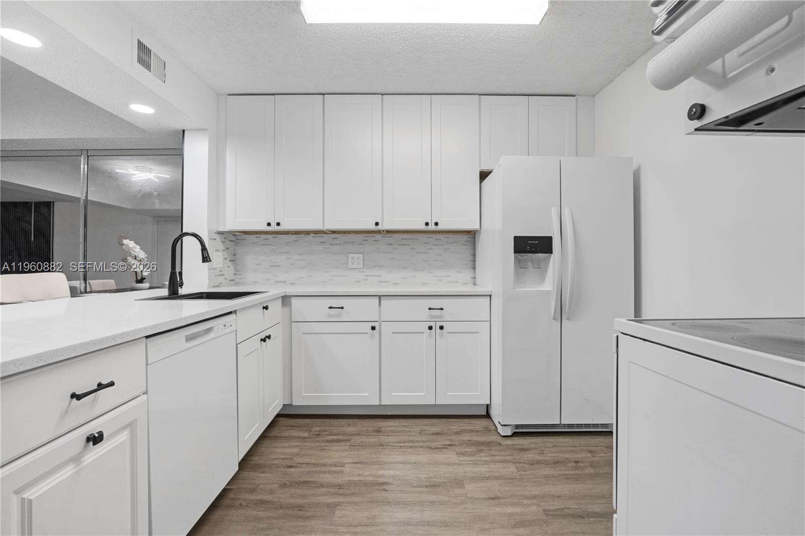 PINES OF BOCA BARWOOD CON - Residential