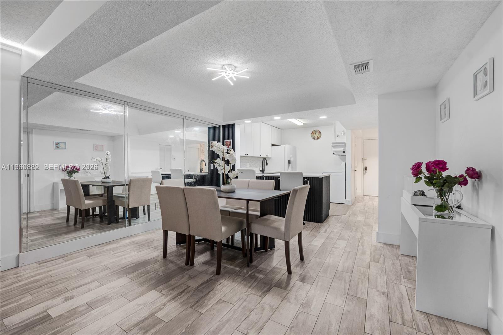 PINES OF BOCA BARWOOD CON - Residential