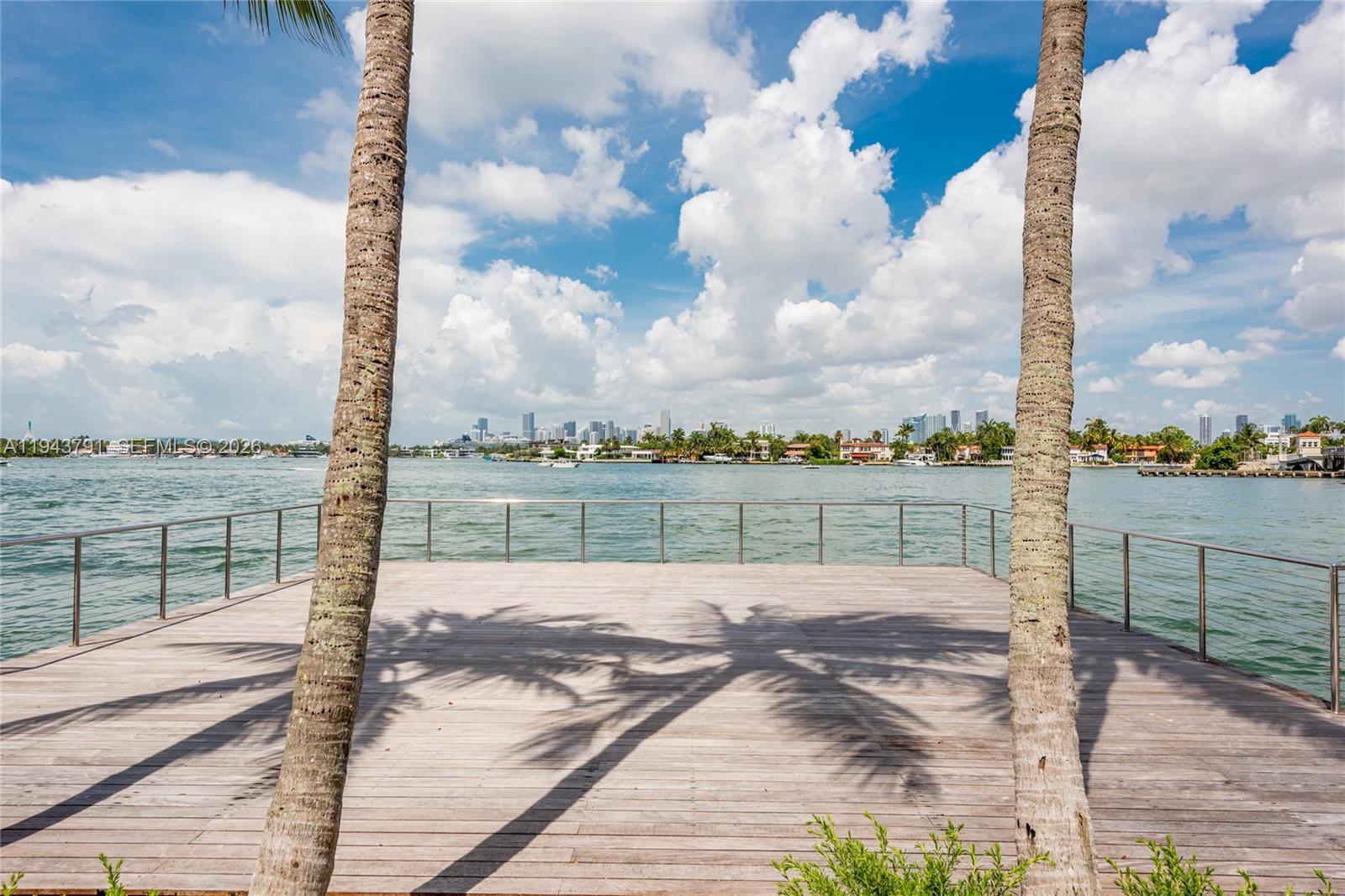 BELLE ISLE - Residential