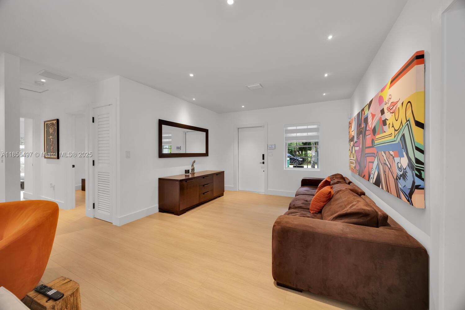 CAROLE HELMS MANOR - Residential Lease