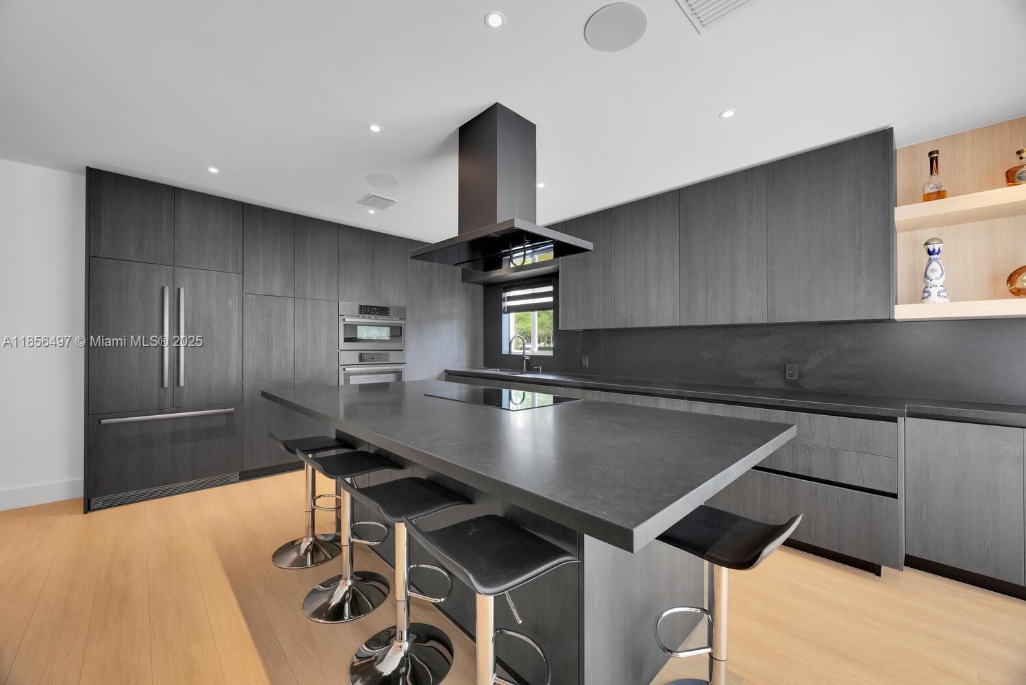 CAROLE HELMS MANOR - Residential Lease