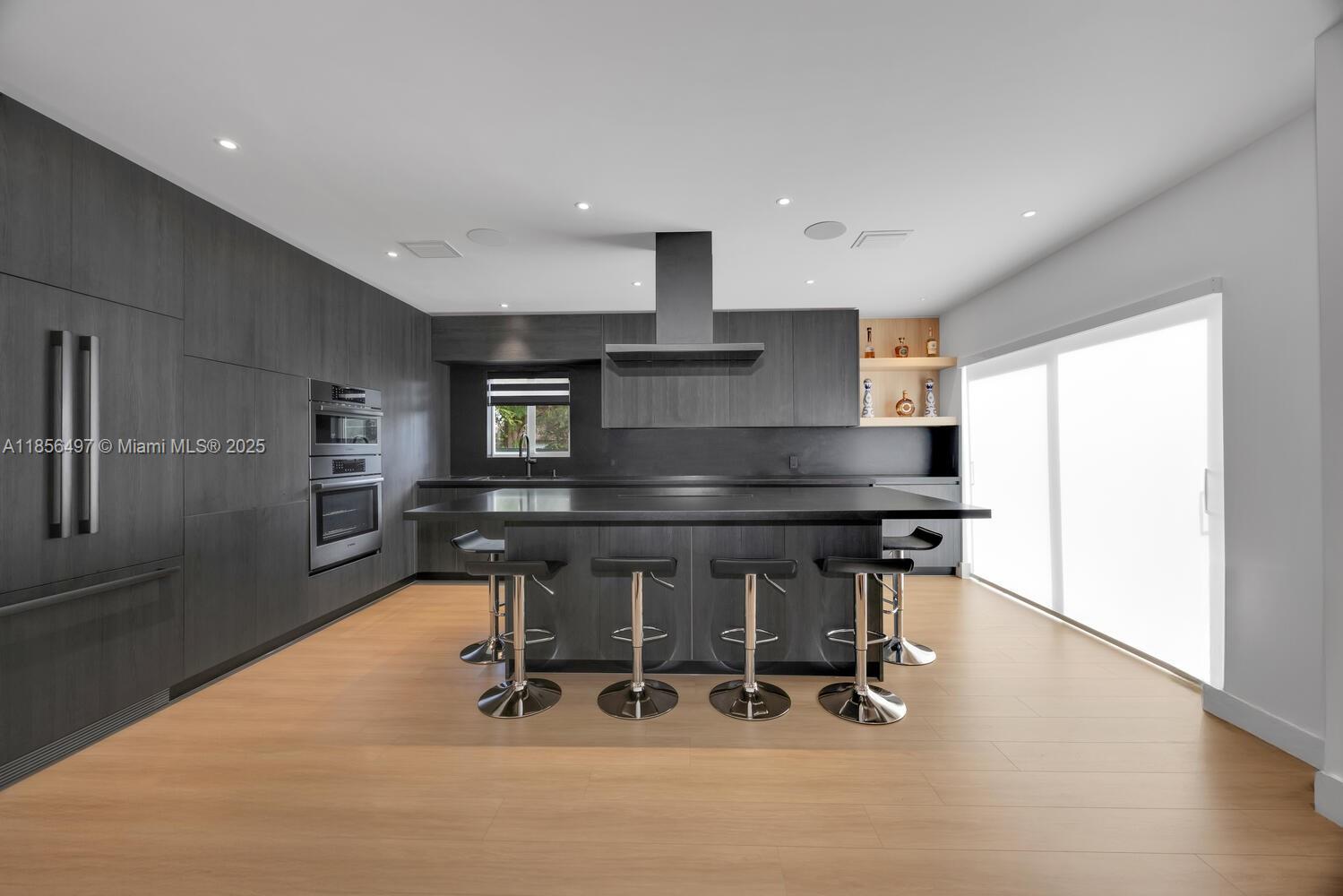 CAROLE HELMS MANOR - Residential Lease