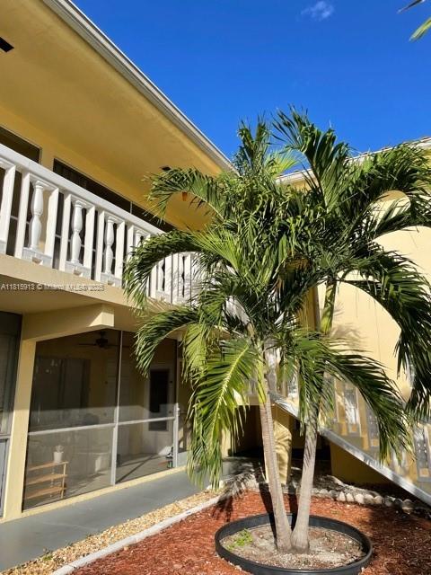 Property for Sale at 2101 Ne 68th St 202, Fort Lauderdale, Broward County, Florida - Bedrooms: 1 
Bathrooms: 1  - $160,000