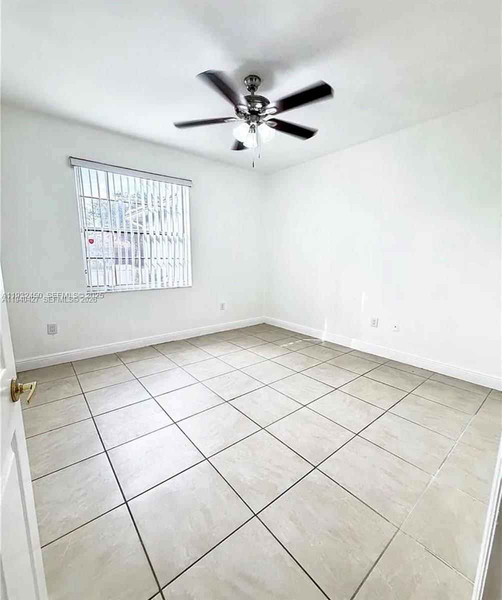 REGENCY HOMES AT SUNRISE - Residential Lease