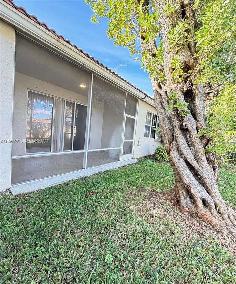 REGENCY HOMES AT SUNRISE - Residential Lease