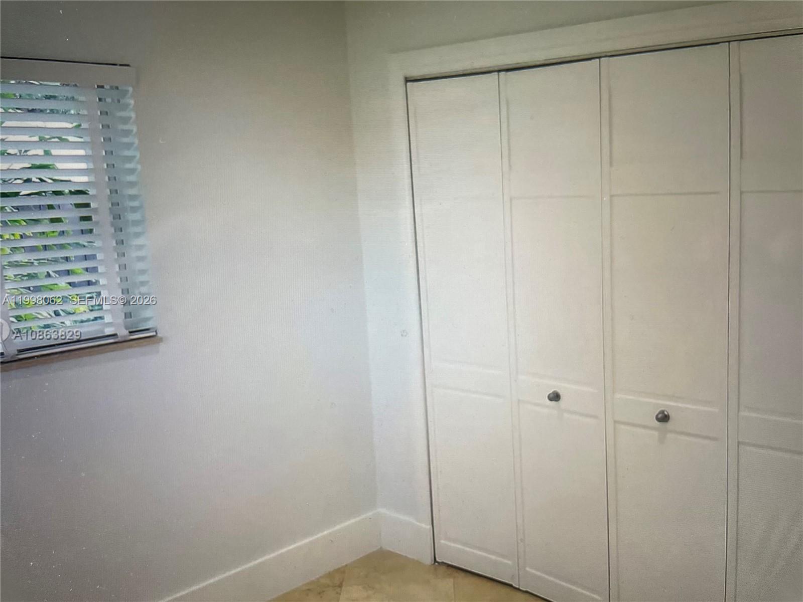 KENDALE SOUTH SEC 3 PART - Residential Lease