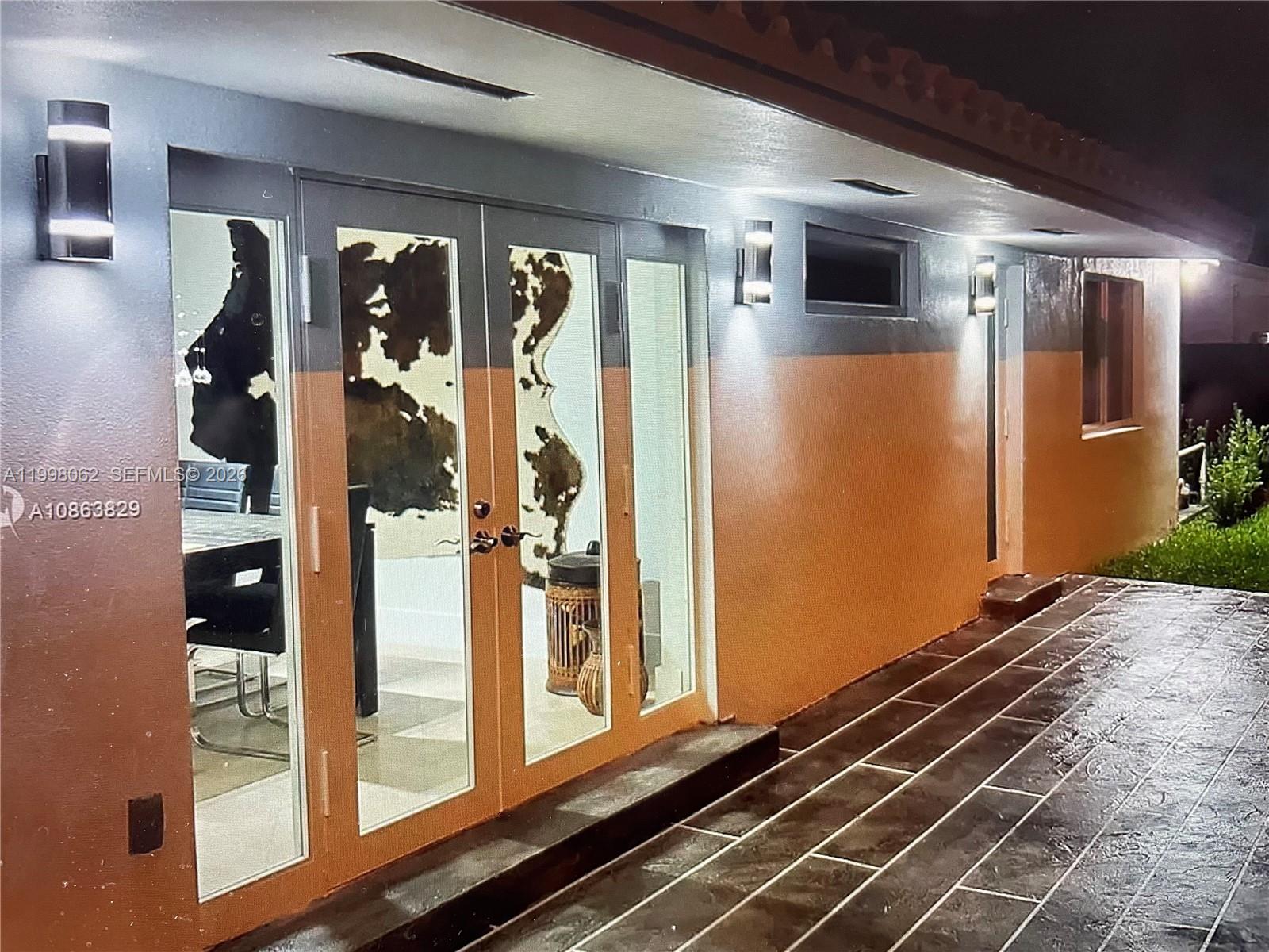 KENDALE SOUTH SEC 3 PART - Residential Lease