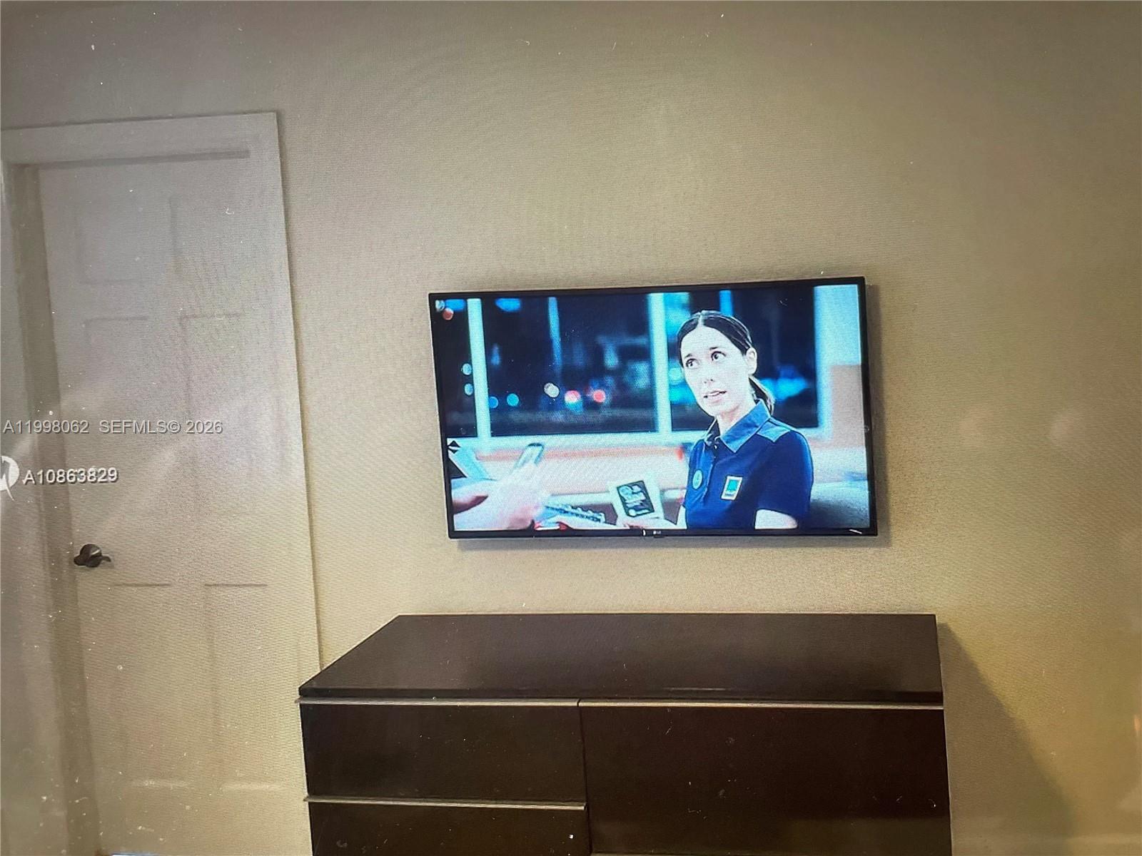 KENDALE SOUTH SEC 3 PART - Residential Lease