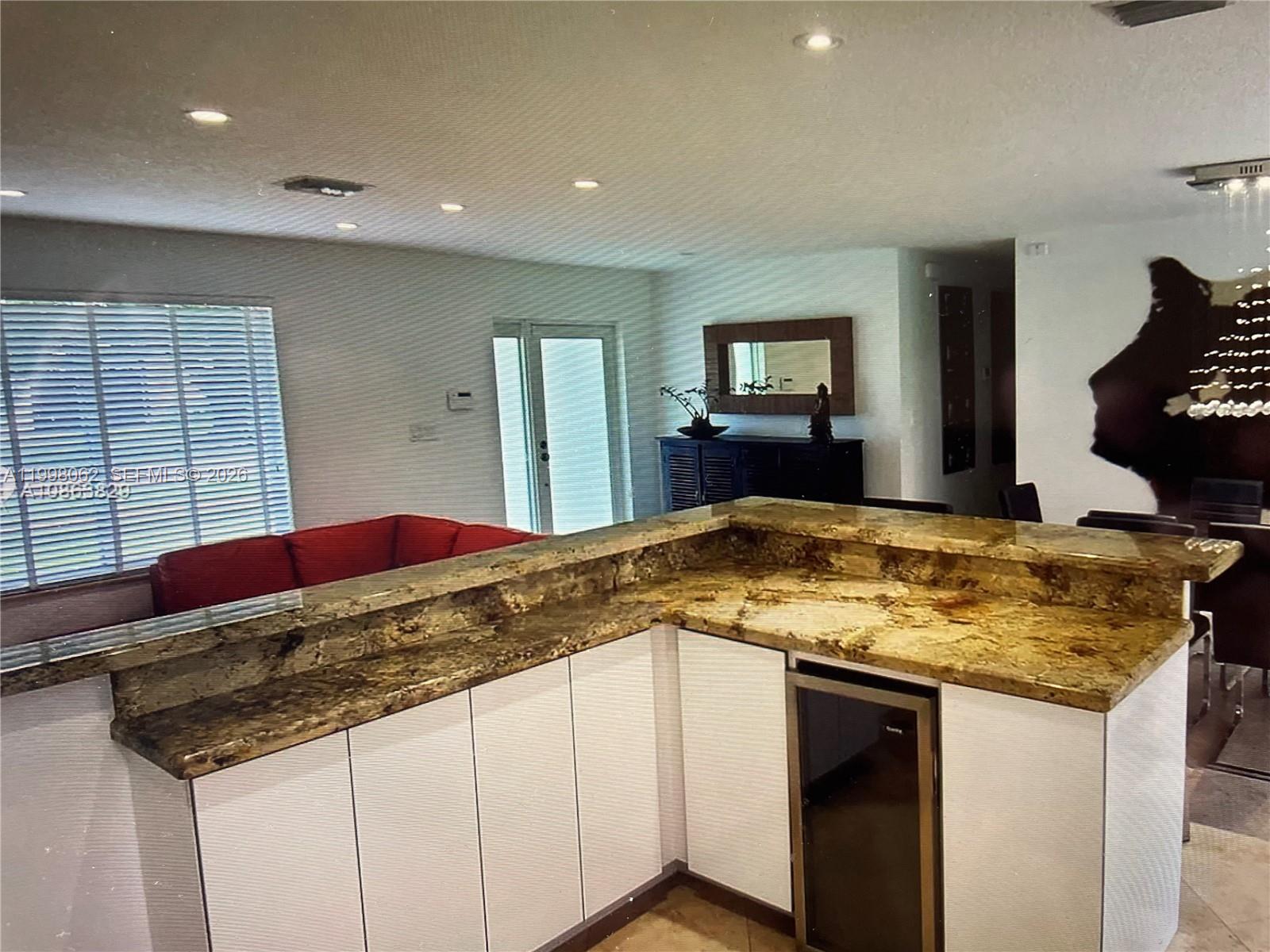 KENDALE SOUTH SEC 3 PART - Residential Lease