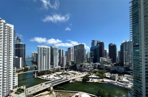 90 SW 3rd St 2801 Miami FL 33130