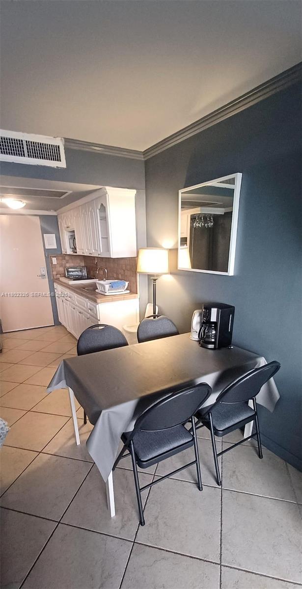 THE AVENTURA BEACH CLUB C - Residential