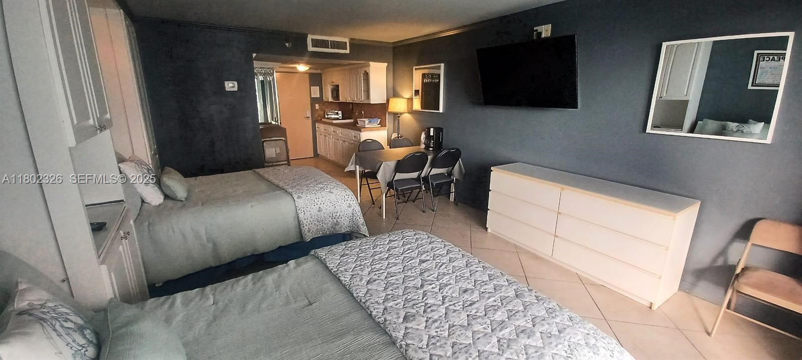 THE AVENTURA BEACH CLUB C - Residential