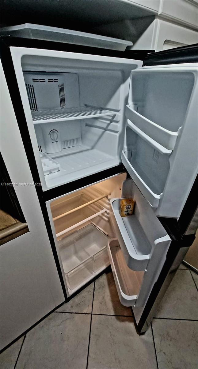 THE AVENTURA BEACH CLUB C - Residential