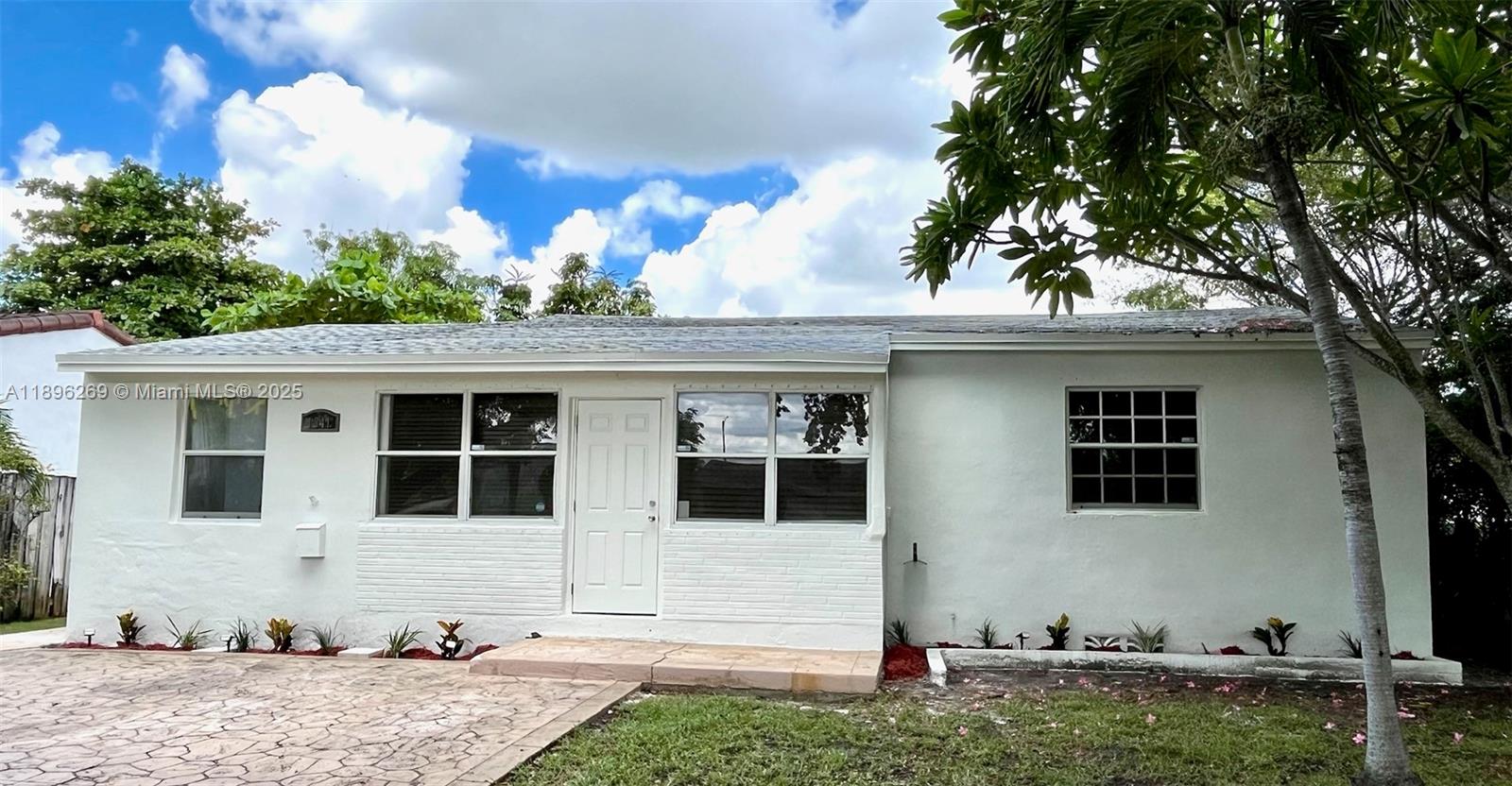 ALDEN MANOR - Residential Lease