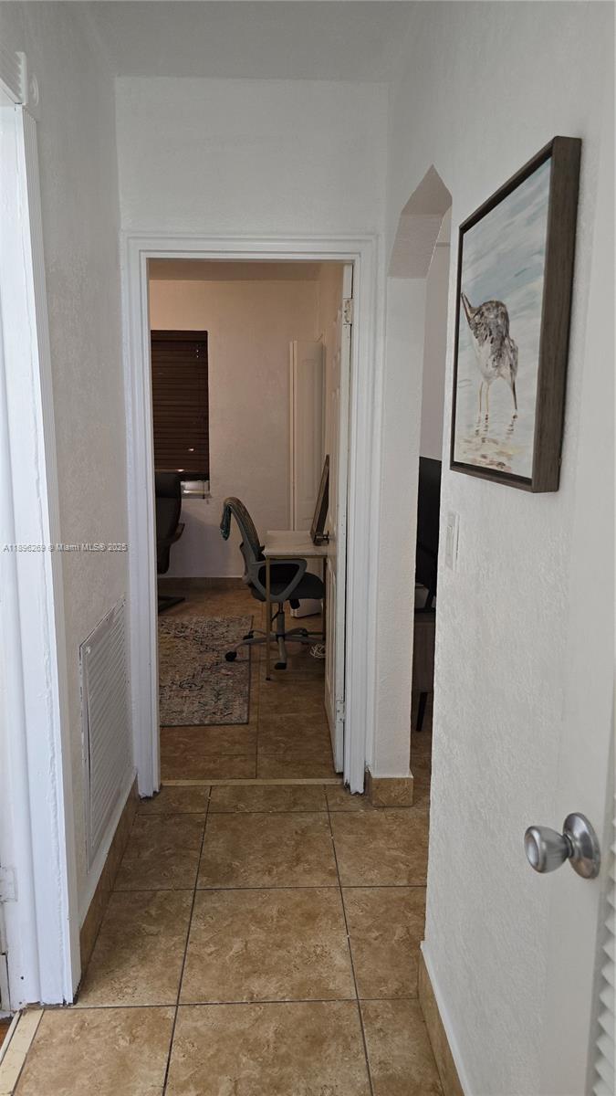 ALDEN MANOR - Residential Lease