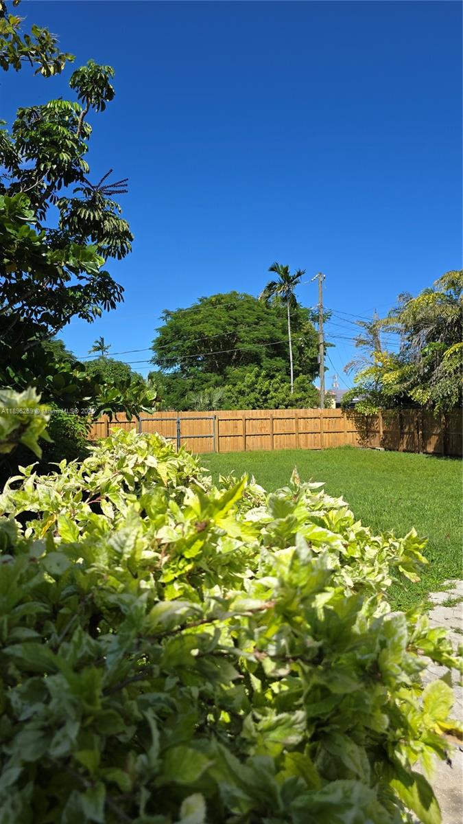 ALDEN MANOR - Residential Lease