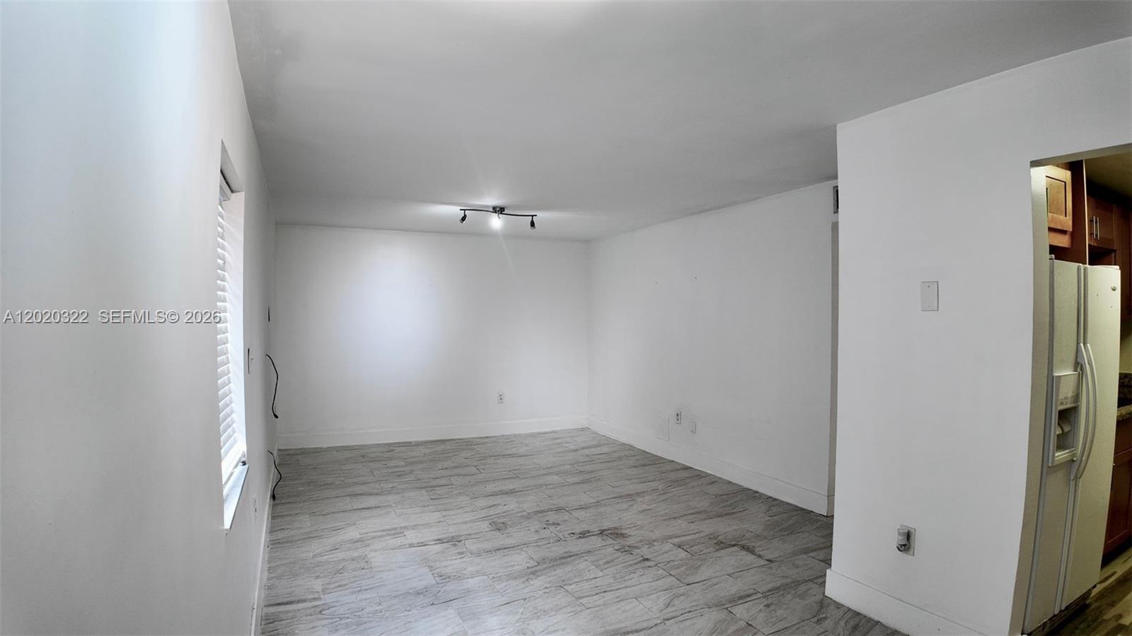 2138 SW 6th St 101