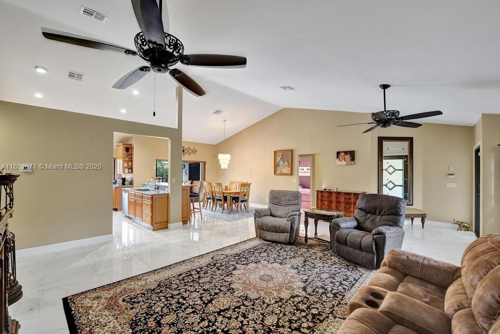 FOREST RIDGE - Residential