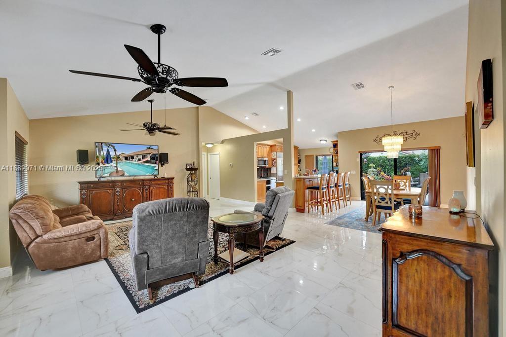 FOREST RIDGE - Residential