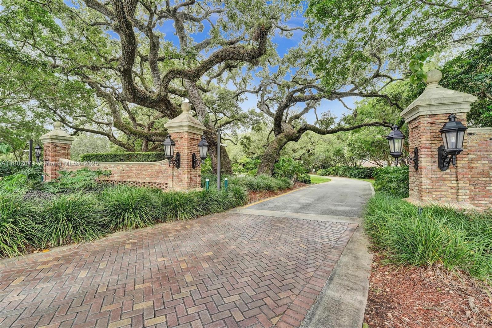 FOREST RIDGE - Residential