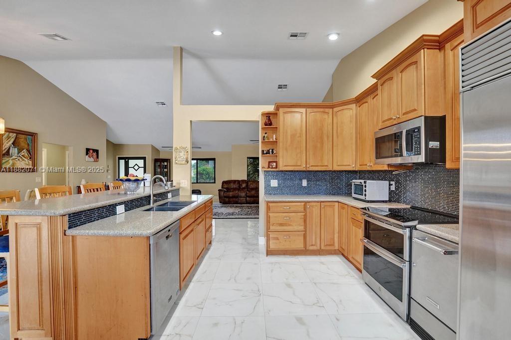 FOREST RIDGE - Residential