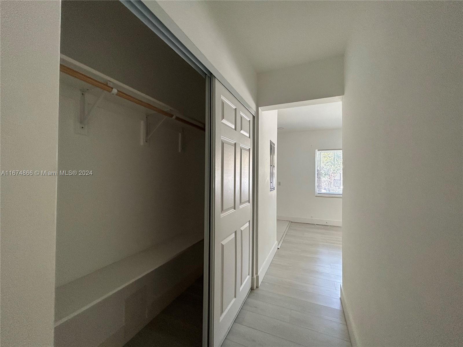 DIXIE HIGHWAY TRACK - Residential Income