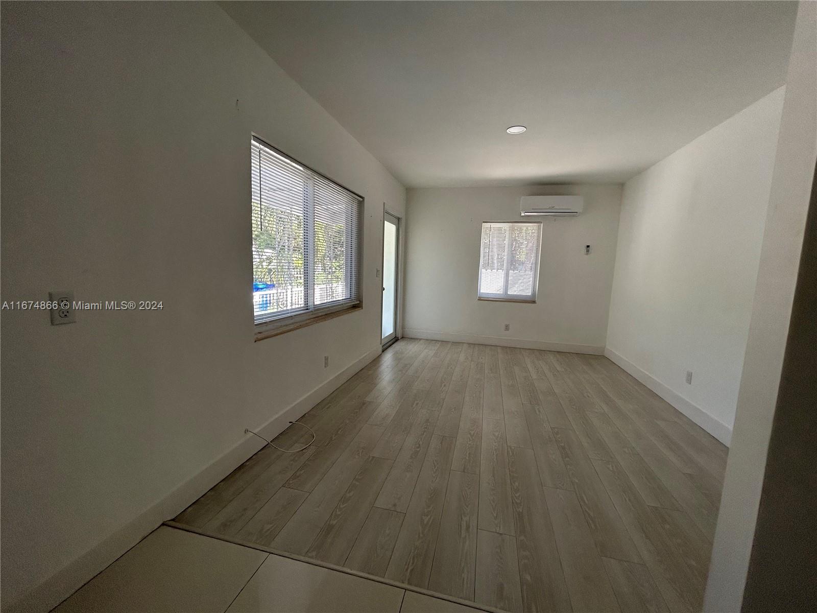 DIXIE HIGHWAY TRACK - Residential Income