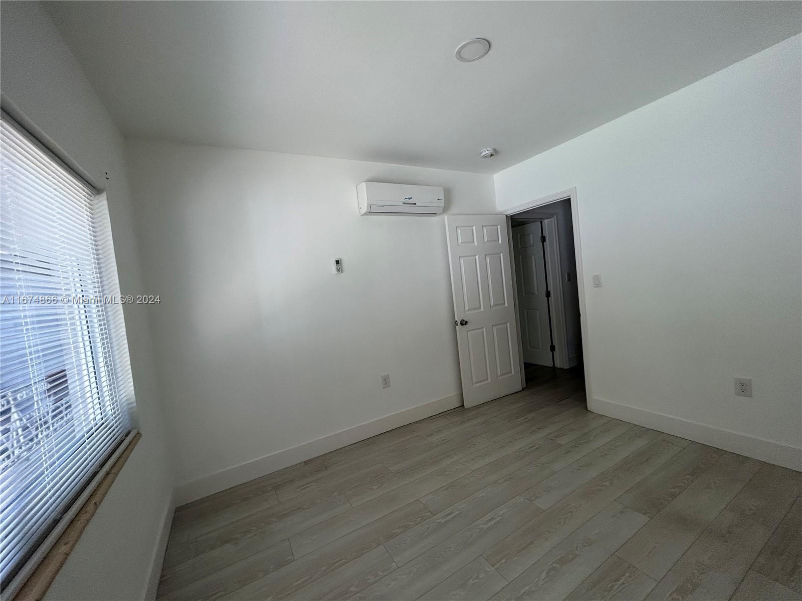 DIXIE HIGHWAY TRACK - Residential Income